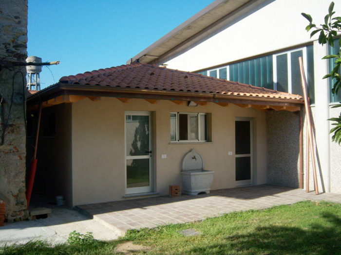 realizzazione wc e spogliatoi